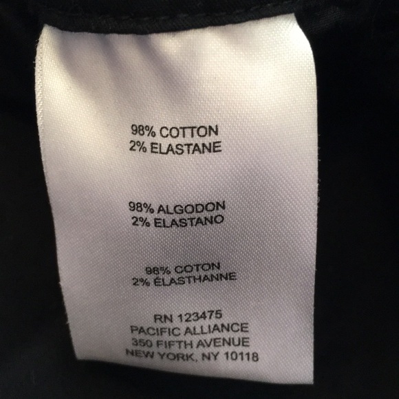 Sophisticated and elegant black cotton capris by Jones New York! - Picture 15 of 16